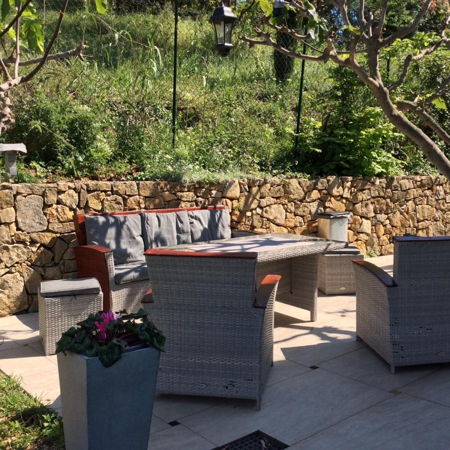 Apartamento Bienvenue Chez Alain Et Marie Antibes Exterior foto